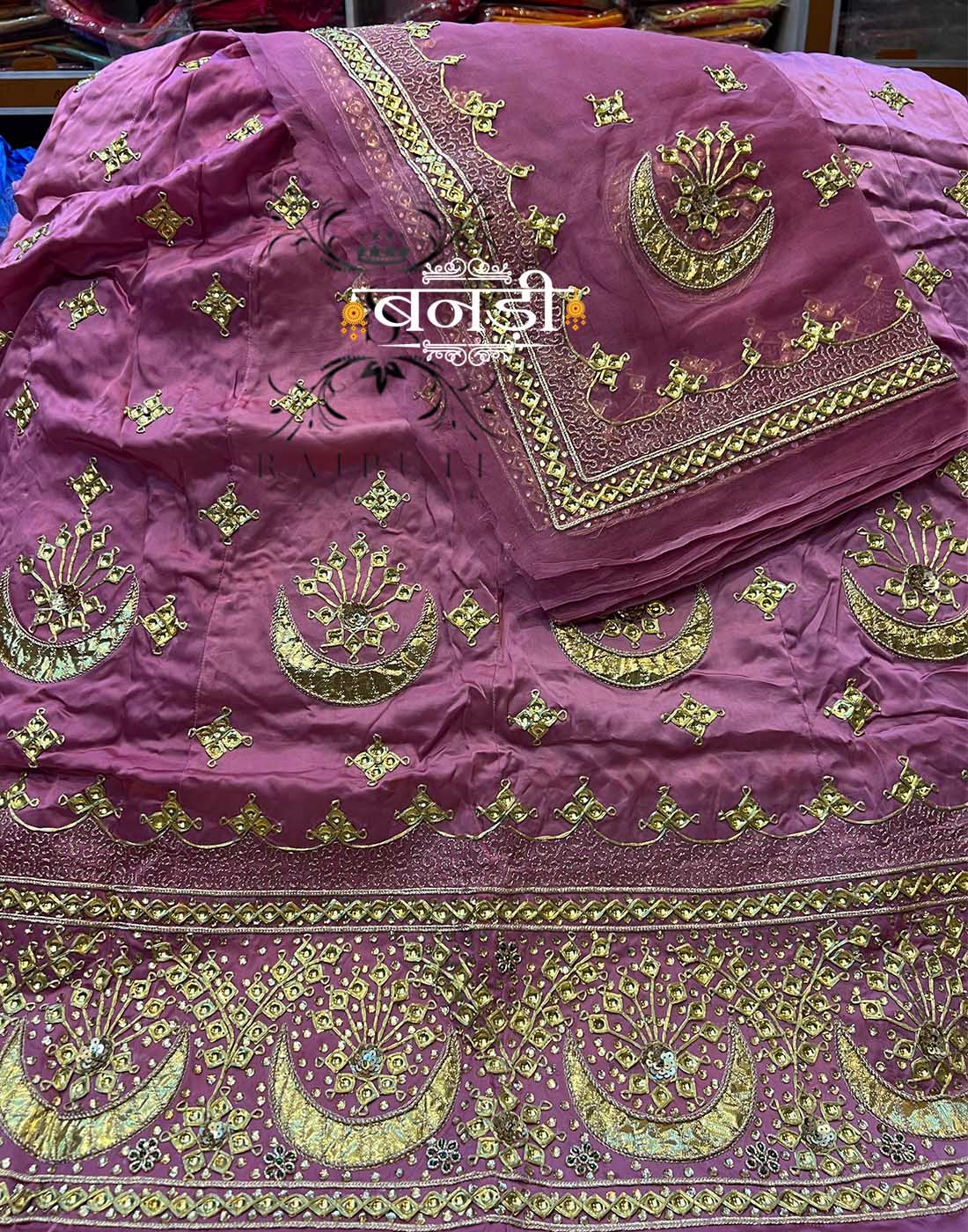 Heavy Bembar satin Poshak with Thakurji pure Odhna in Onion Colo