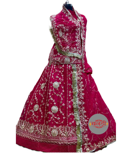 dark pink kesariya poshak design